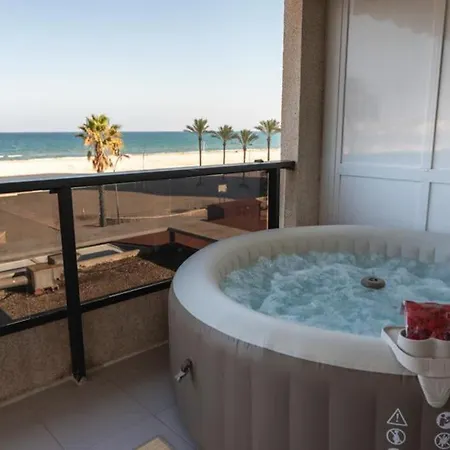 Espacio2,1a Linea,jacuzzi,piscina شقة *